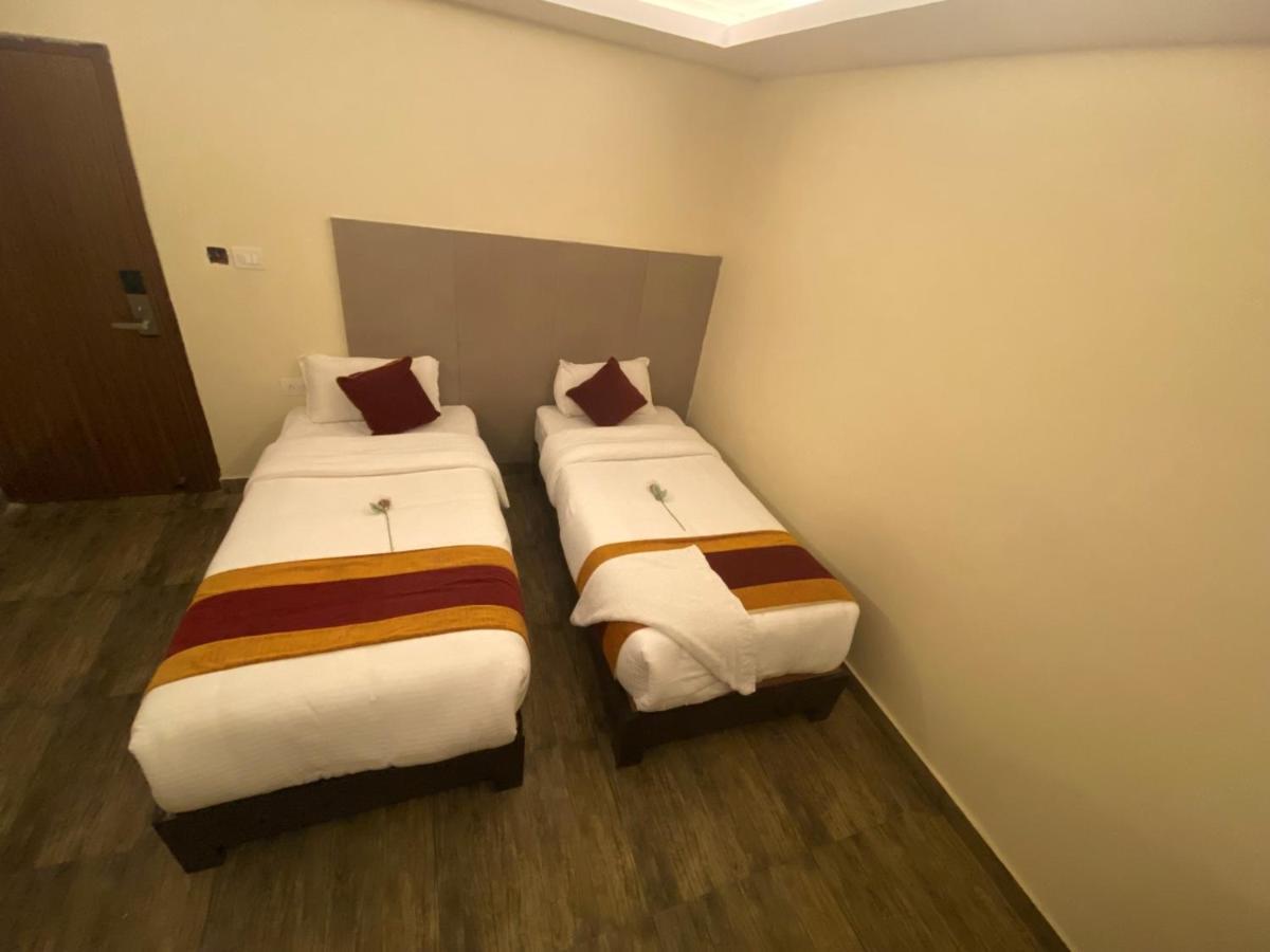 Hotel Murano Pokhara Dış mekan fotoğraf