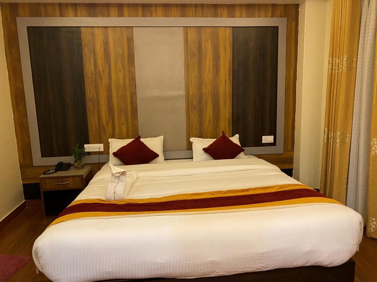 Hotel Murano Pokhara Dış mekan fotoğraf