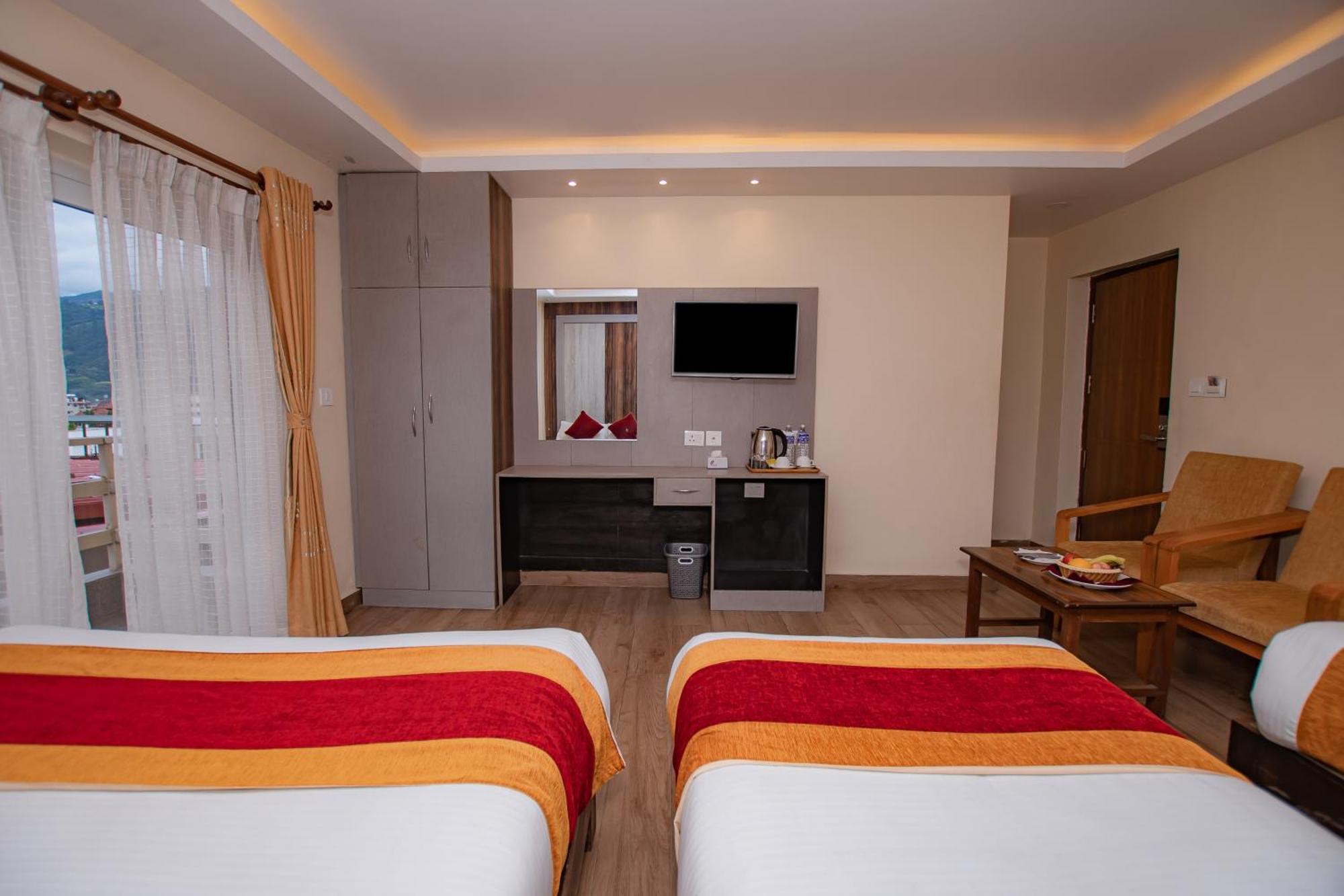 Hotel Murano Pokhara Dış mekan fotoğraf
