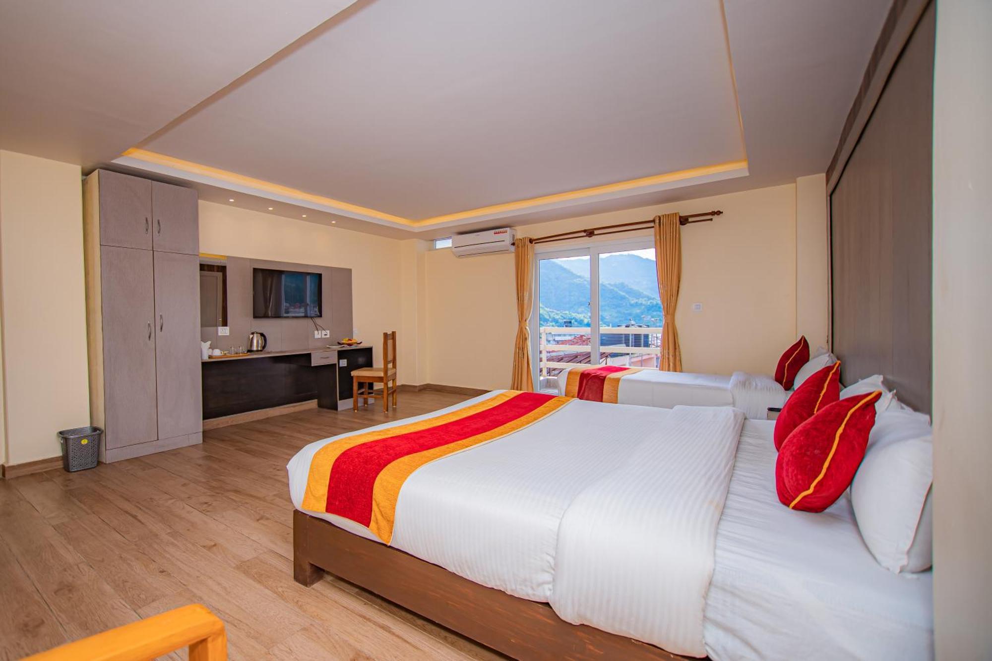 Hotel Murano Pokhara Dış mekan fotoğraf