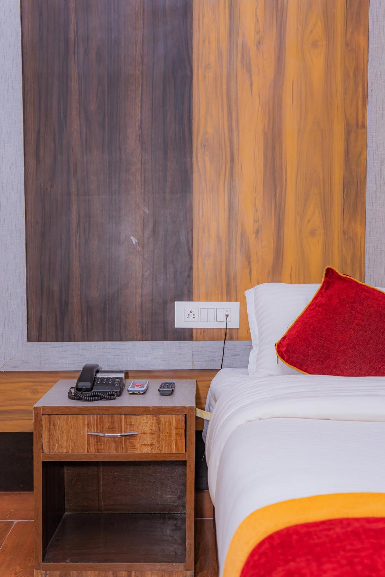 Hotel Murano Pokhara Dış mekan fotoğraf