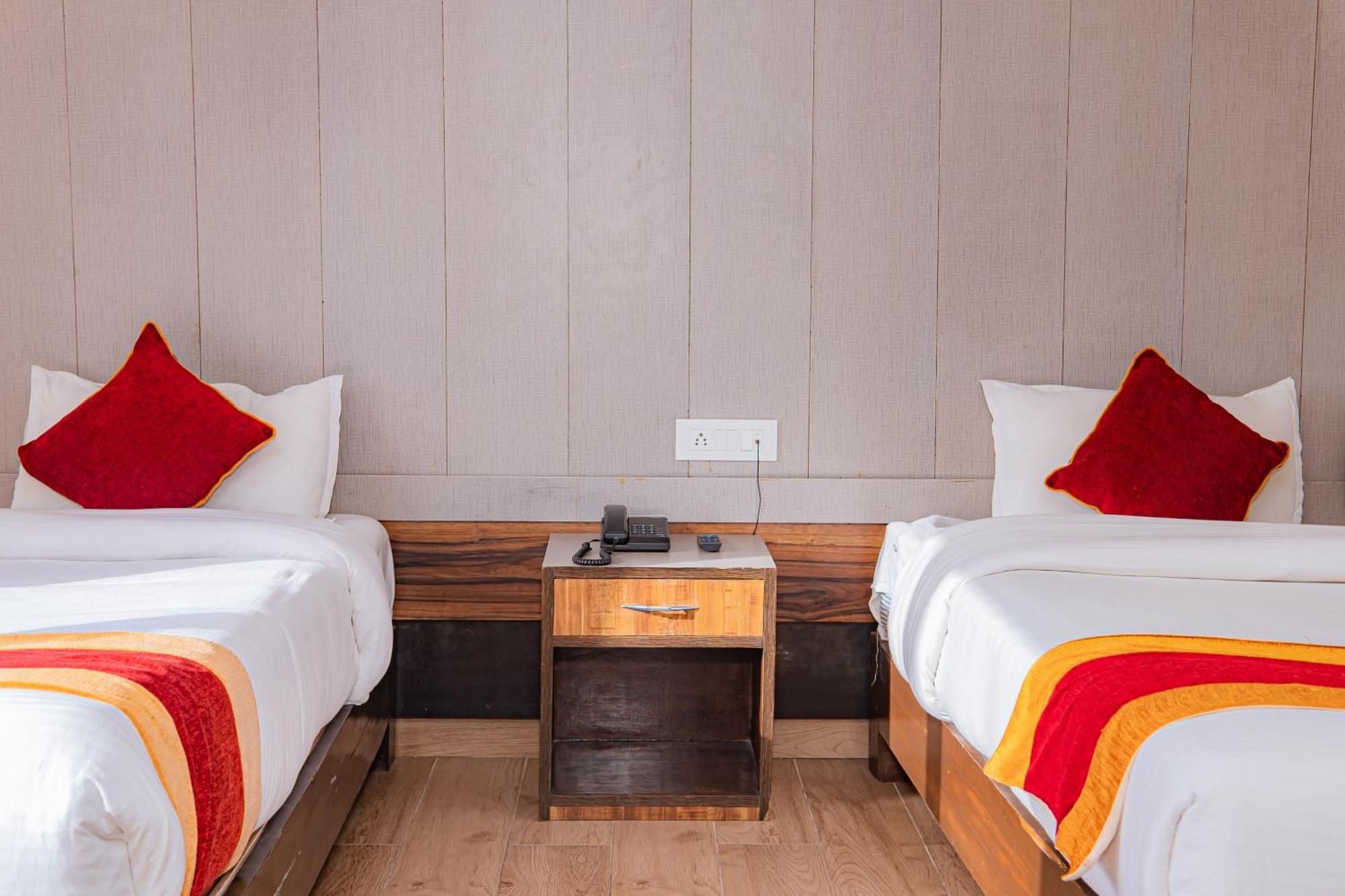 Hotel Murano Pokhara Dış mekan fotoğraf